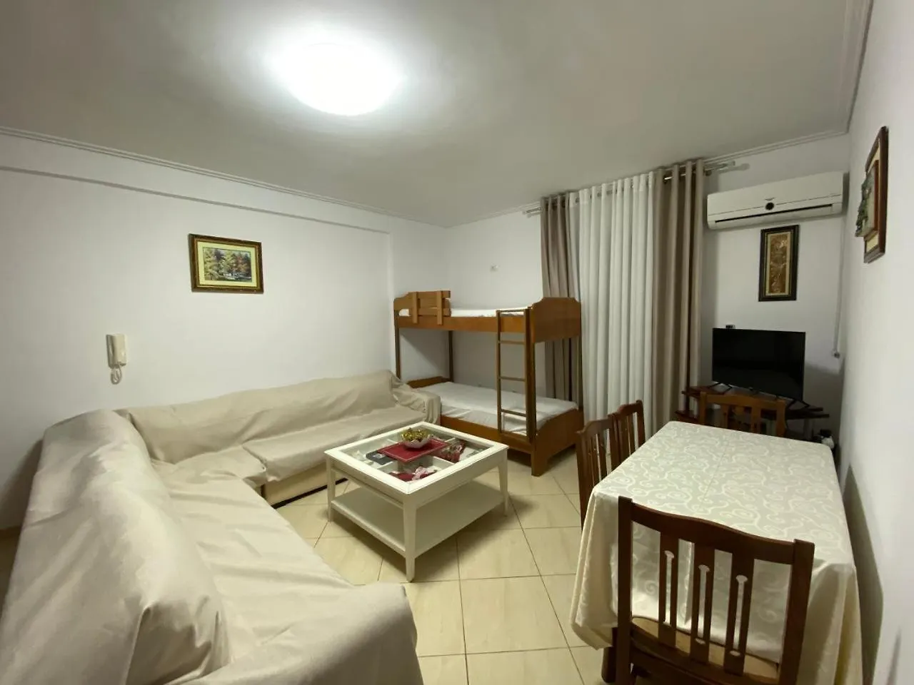 Olive Tree Apartment Sarandë Albanien