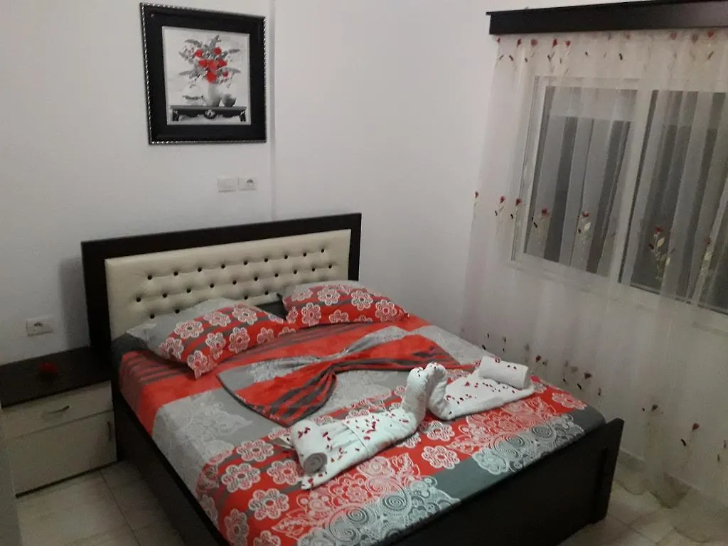 Olive Tree Apartment Sarandë 0*,
